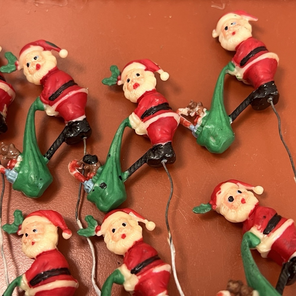Vintage Kitschy Plastic Santa Christmas Ornament Plant Picks JAPAN RARE! 9 - Picture 8 of 8